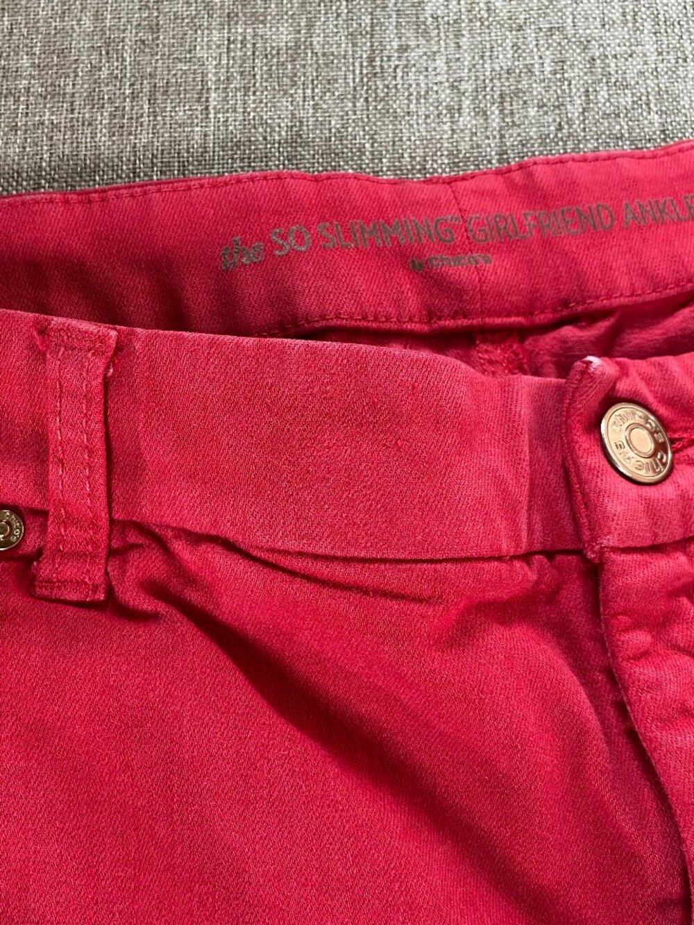 Chico's SLIMMING Girlfriend Ankle Jeans Women's 3 (US 16) High Rise Red Casual - Picture 15 of 16